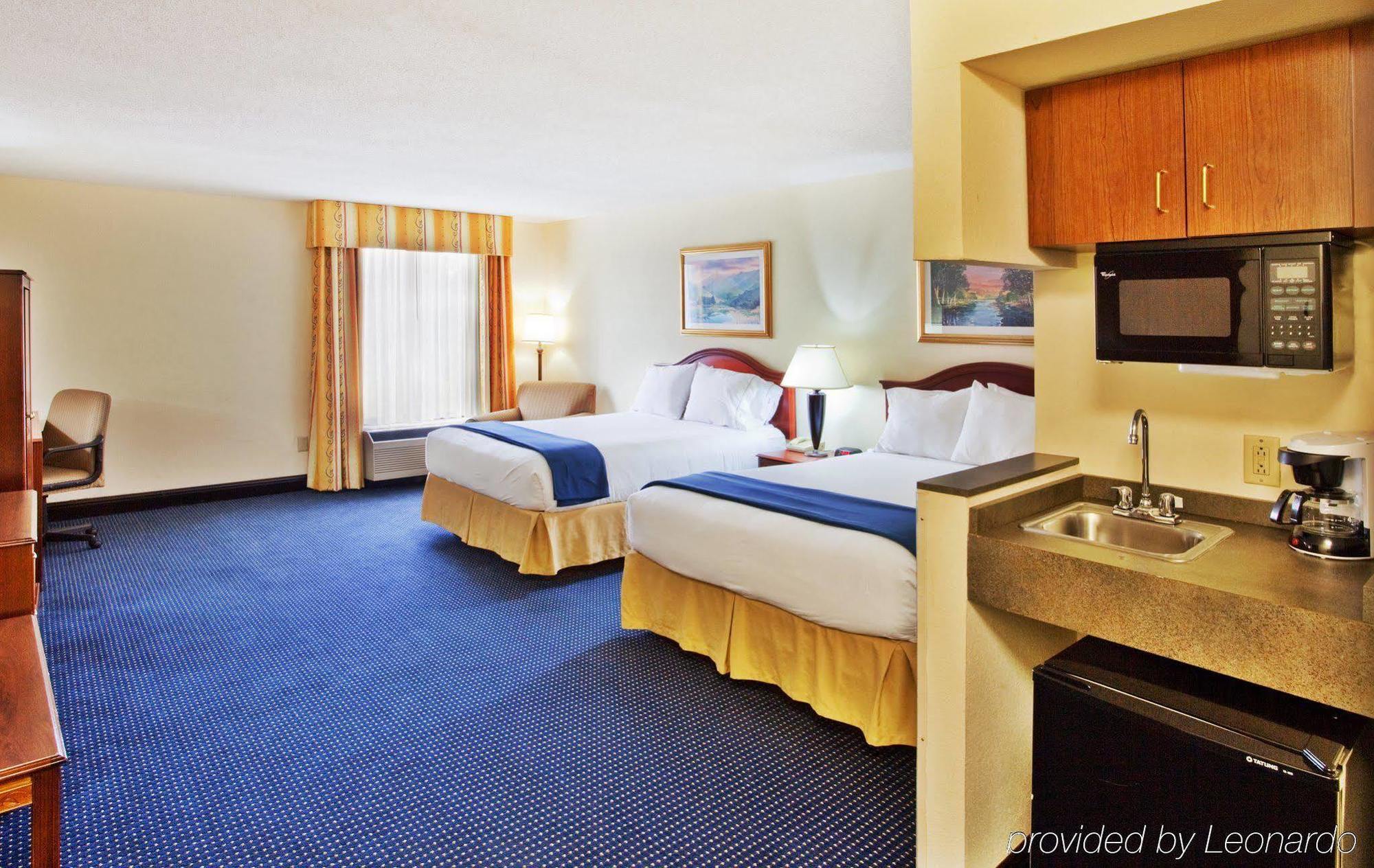 Holiday Inn Express & Suites Atlanta Perimeter Mall Hotel By Ihg Sandy Springs Cameră foto