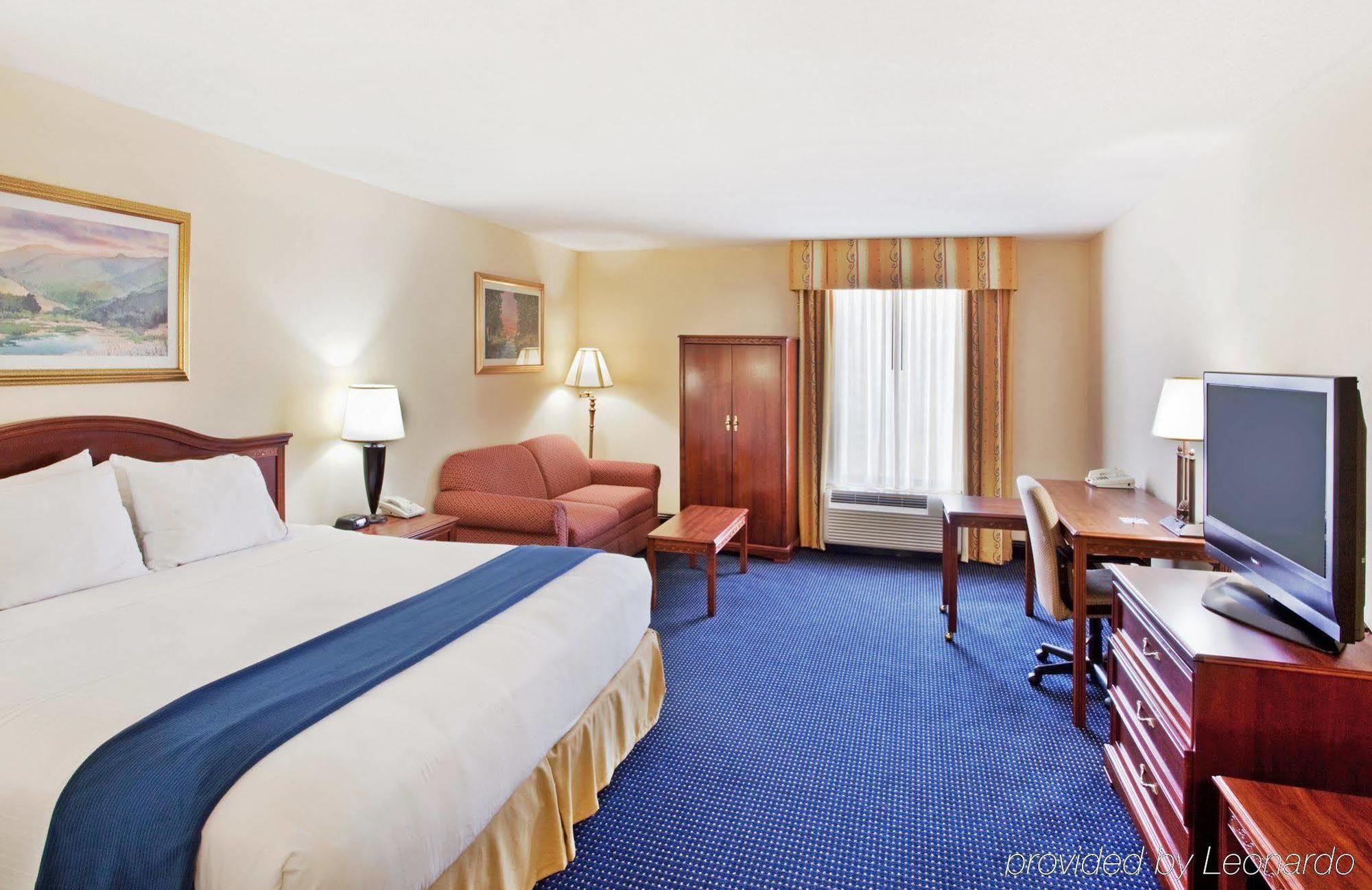 Holiday Inn Express & Suites Atlanta Perimeter Mall Hotel By Ihg Sandy Springs Cameră foto