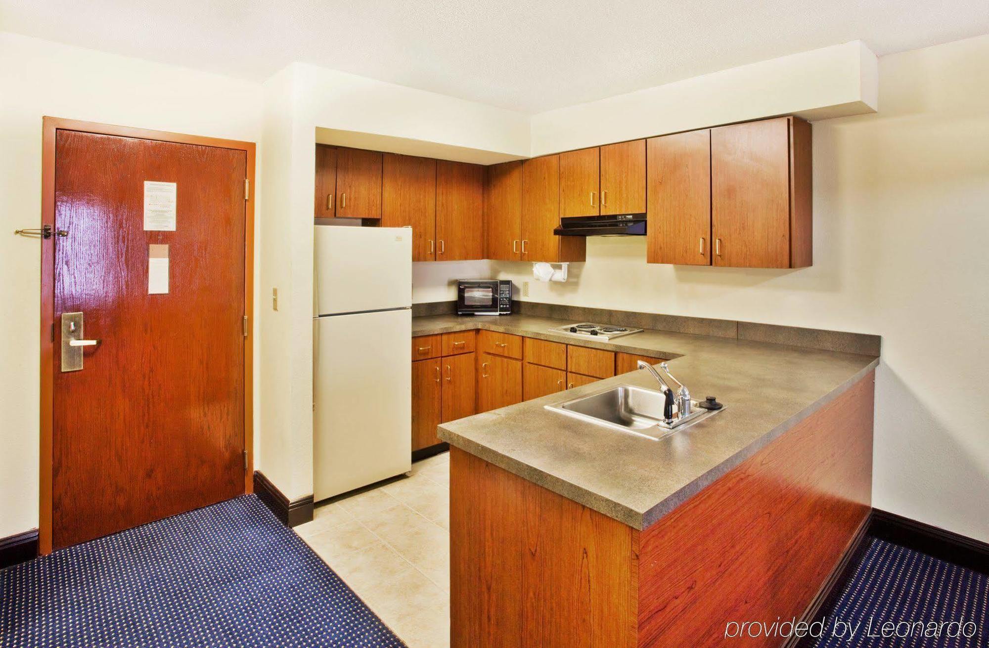 Holiday Inn Express & Suites Atlanta Perimeter Mall Hotel By Ihg Sandy Springs Cameră foto